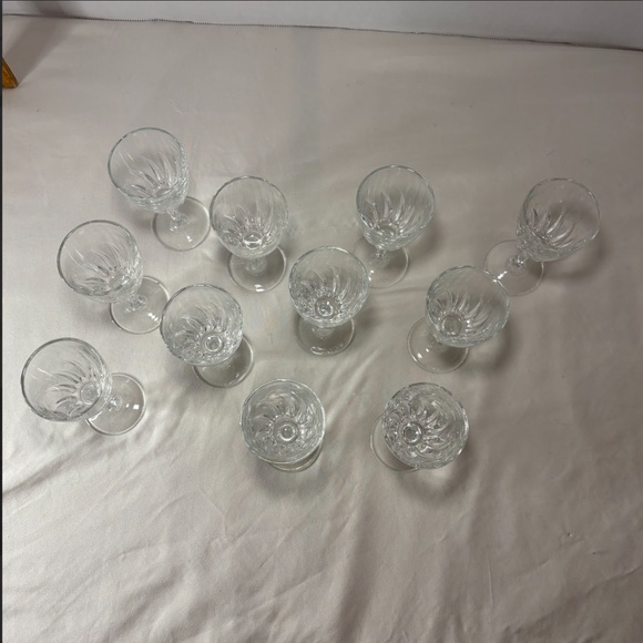 Lummarc Verrerie D'arques A Set of 11 Vintage Cordials Made In France 80s NEW - Picture 4 of 13